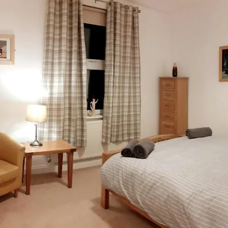 Semesterbostad Superb Victorian Townhouse
